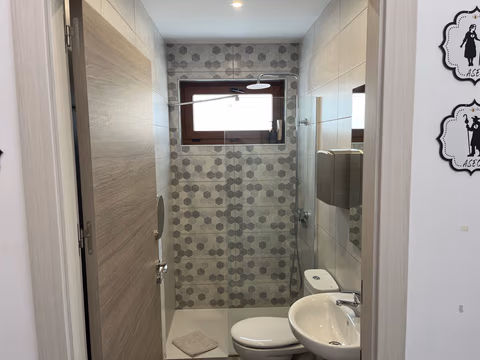 Albergue Fuente Sidres — foto 2